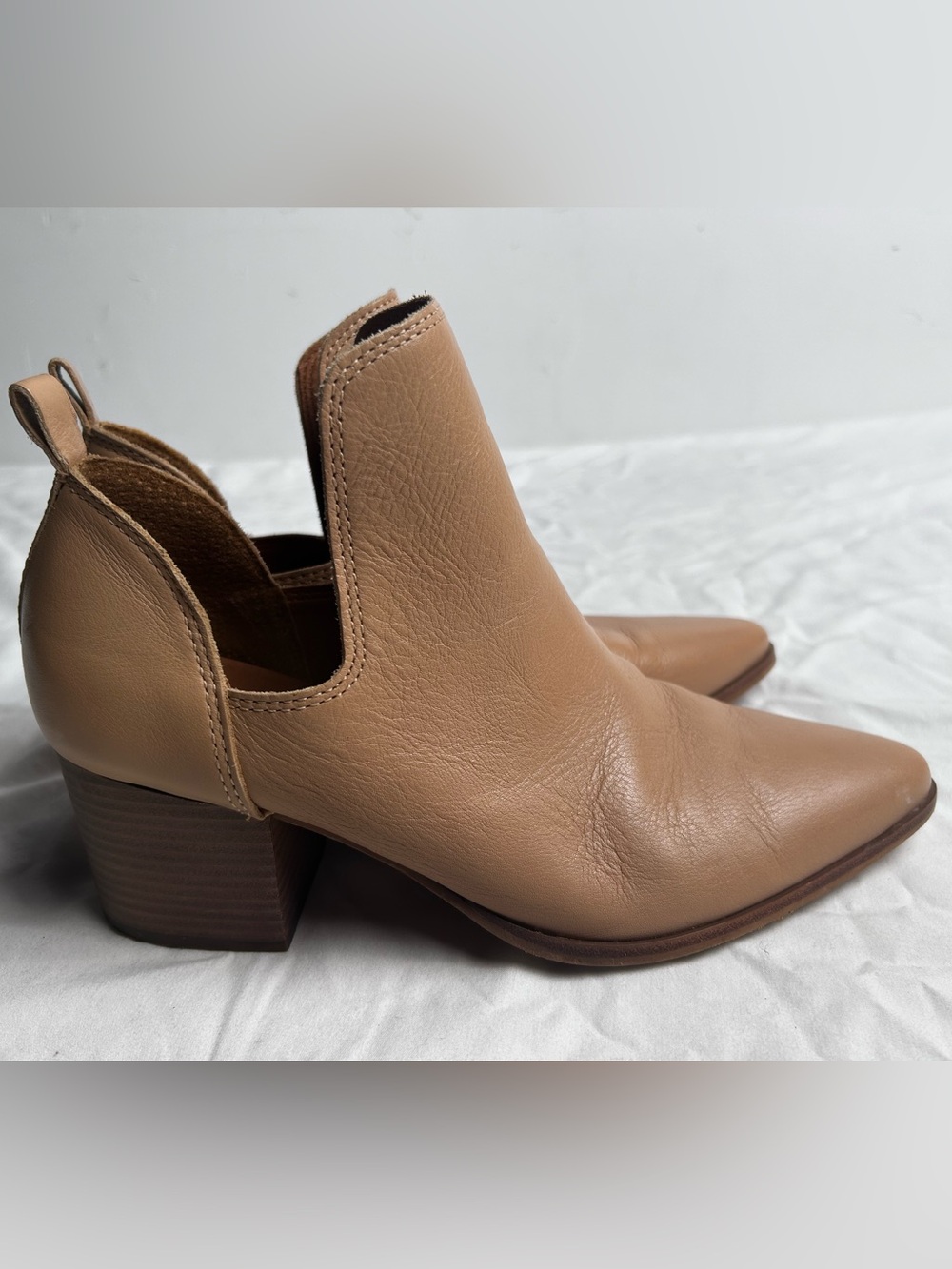 Lucky 🍀 Brand Women’s Tan Leather Ankle Boots - Classic Chelsea Block Heel 8.5